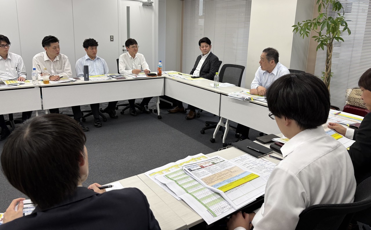 会議の様子1